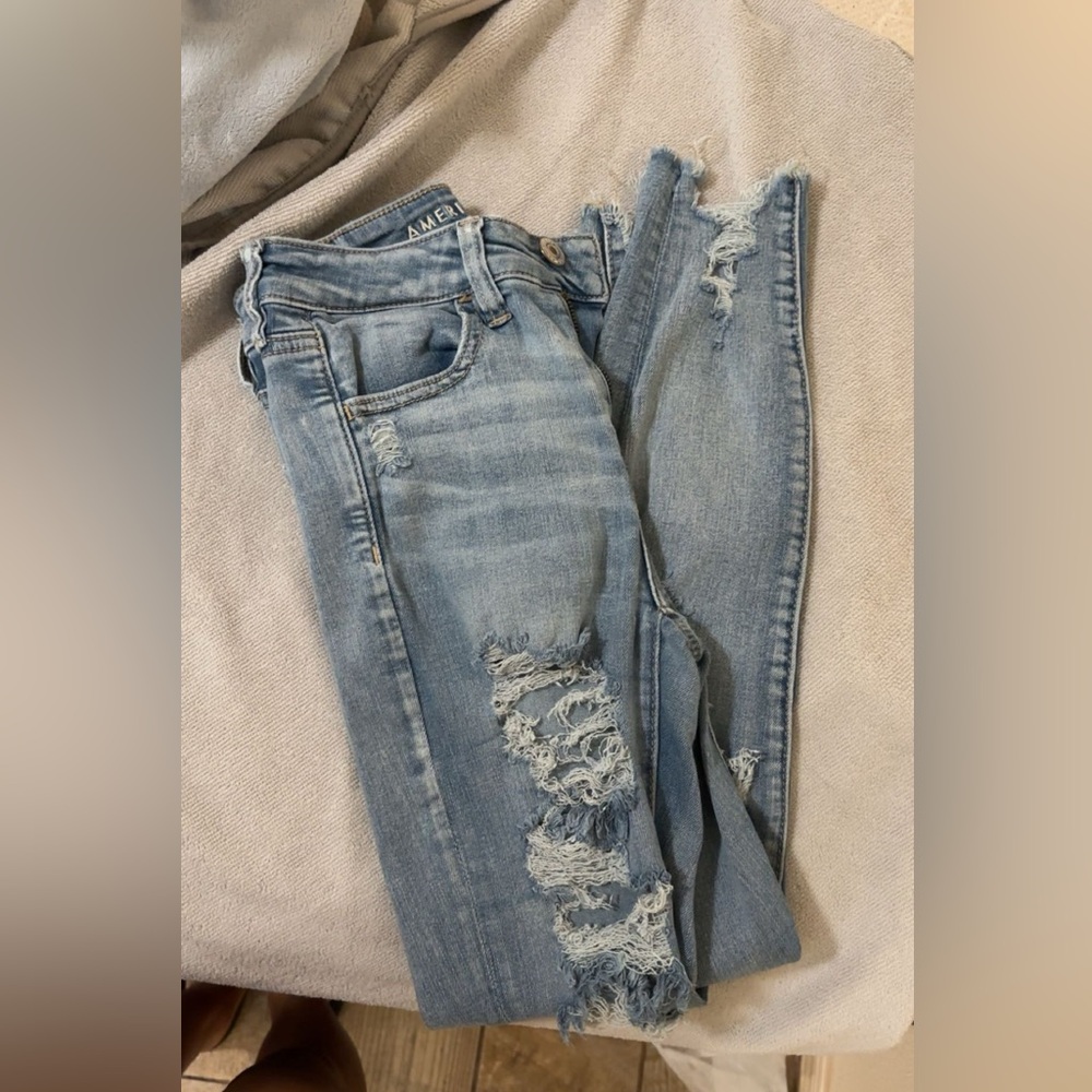 American Eagle Outfitters Light Blue Ripped Skinny Jeans